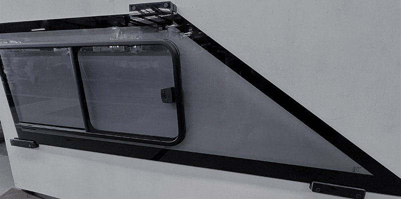 Sliding marine window on Toro