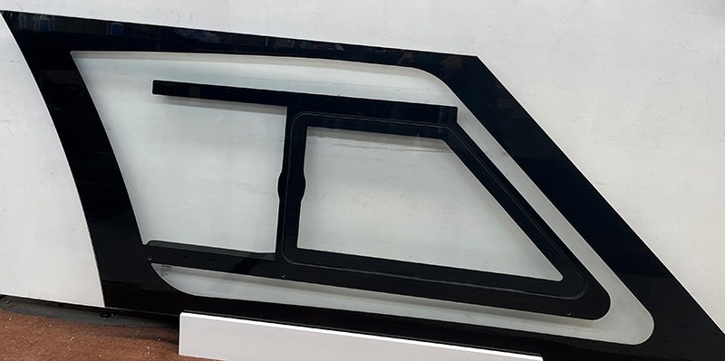 Flush-fitting Panta boat window