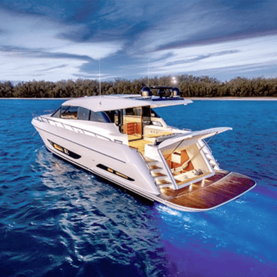 Maritimo X60 Boat cruising the water